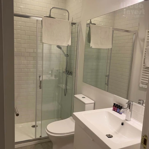 Apartamento T1 para Arrendamento em Santa Maria Maior Foto 4