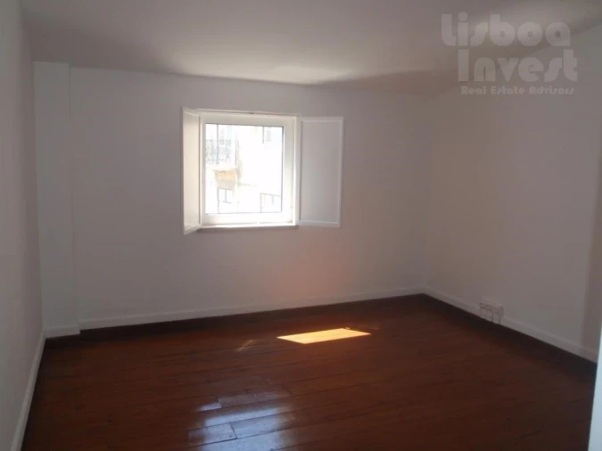 Apartamento T2 para Arrendamento em Estrela Foto 16