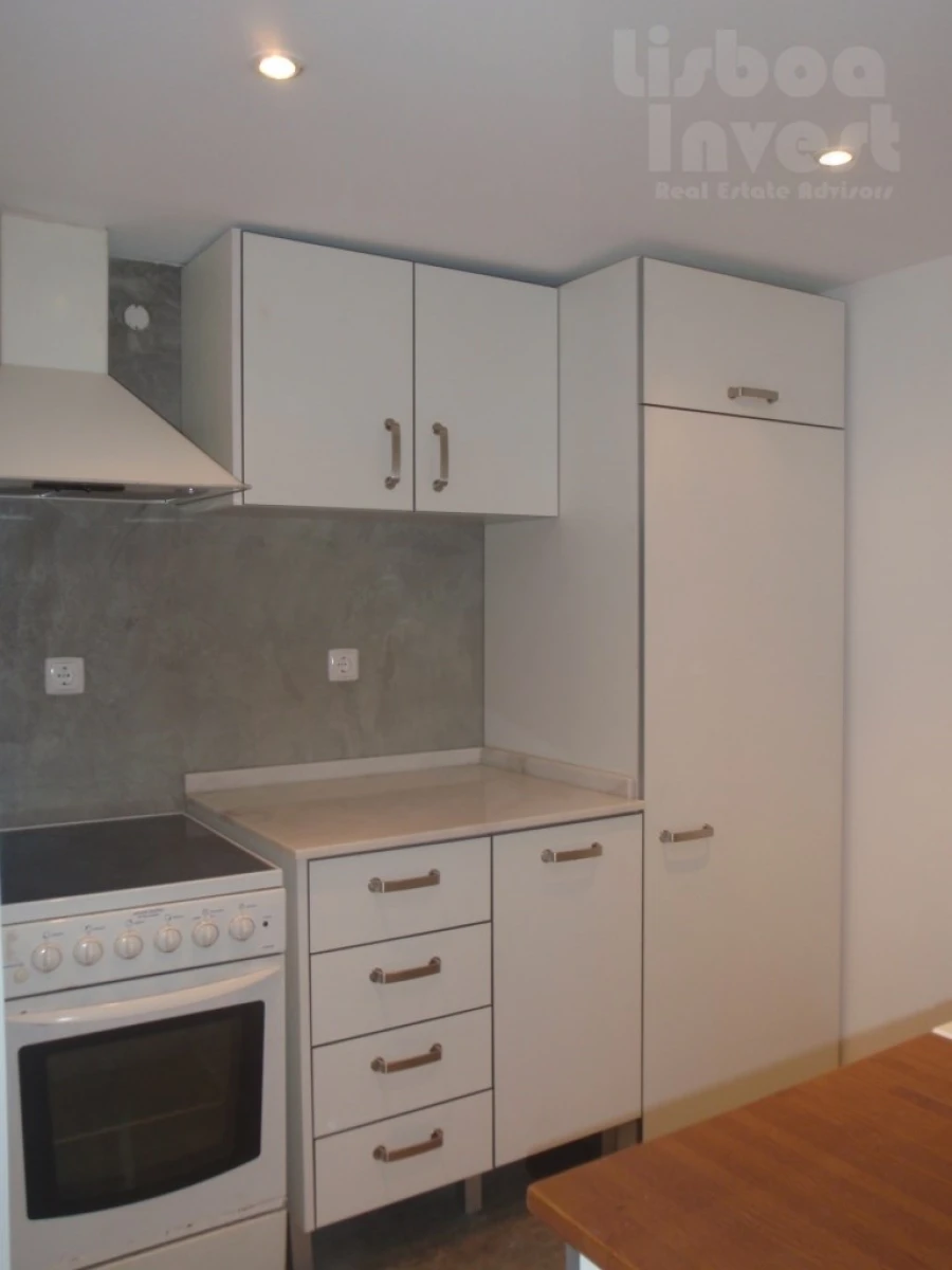 Apartamento T2 para Arrendamento em Estrela Foto 7