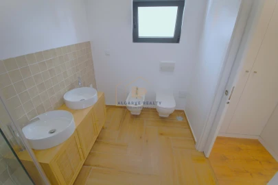 Apartamento T3 para Venda em Portimão