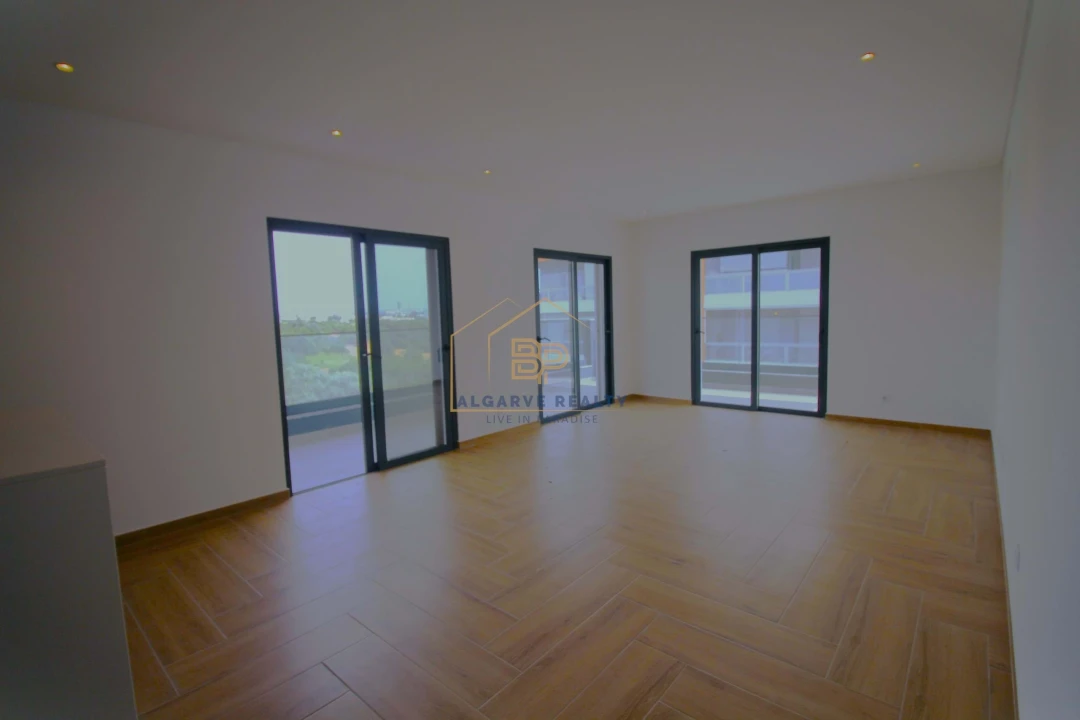 Apartamento T3 para Venda em Portimão Foto 8