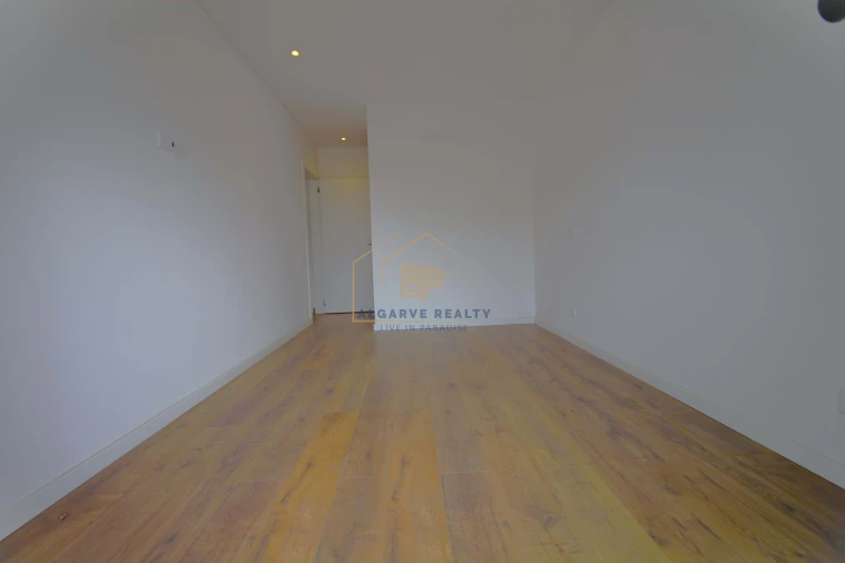 Apartamento T3 para Venda em Portimão Foto 19