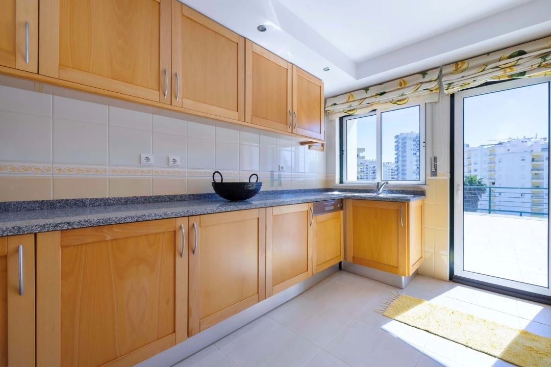 Apartamento T3 para Venda em Portimão Foto 17