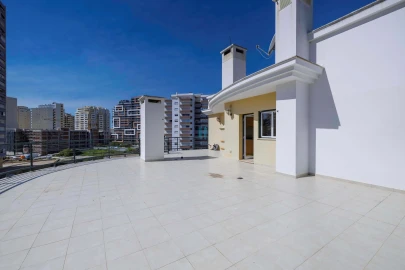 Apartamento T3 para Venda em Portimão