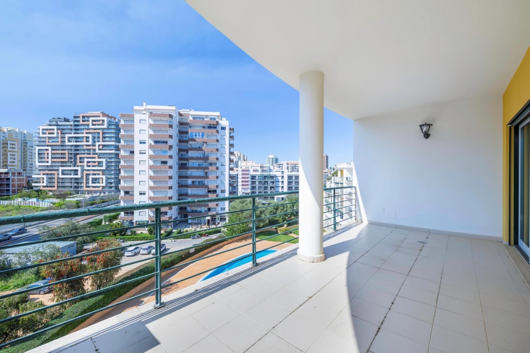 Apartamento T3 para Venda em Portimão Foto 22