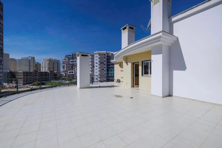 Apartamento T3 para Venda em Portimão Foto 29