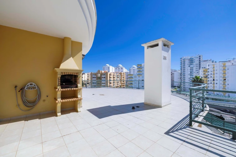 Apartamento T3 para Venda em Portimão Foto 28