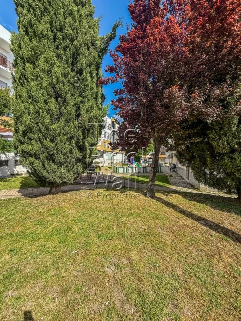 Apartamento T2 para Venda em Alverca do Ribatejo e Sobralinho