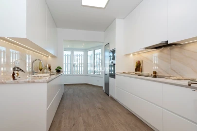 Apartamento T2 para Arrendamento em Oeiras e São Julião da Barra, Paço de Arcos e Caxias