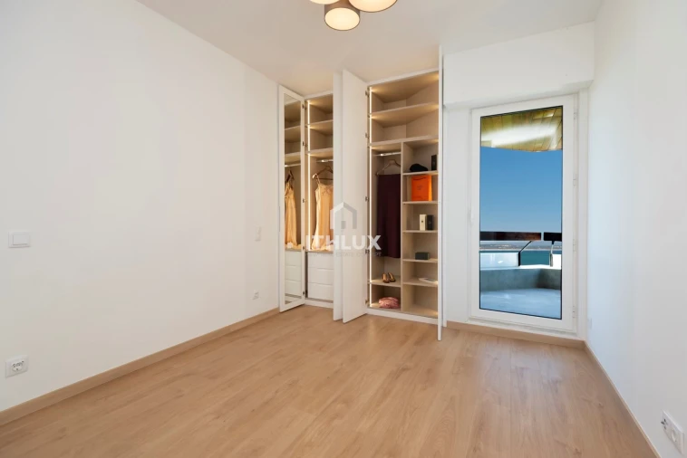 Apartamento T2 para Arrendamento em Oeiras e São Julião da Barra, Paço de Arcos e Caxias Foto 42