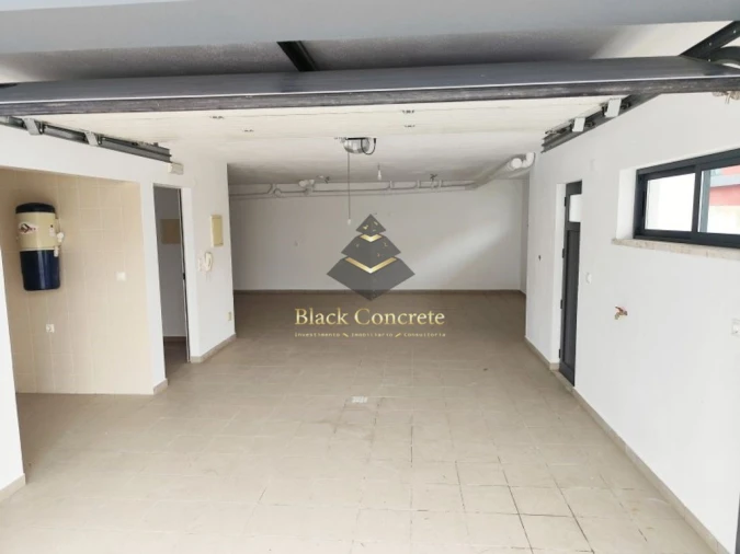 Moradia T5 para Venda em Laranjeiro e Feijó Foto 46