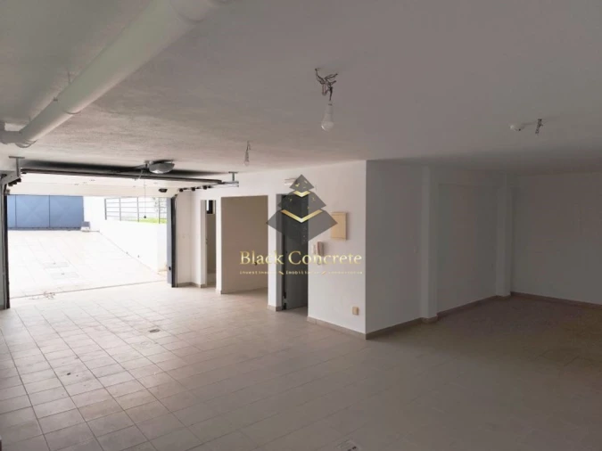 Moradia T5 para Venda em Laranjeiro e Feijó Foto 47