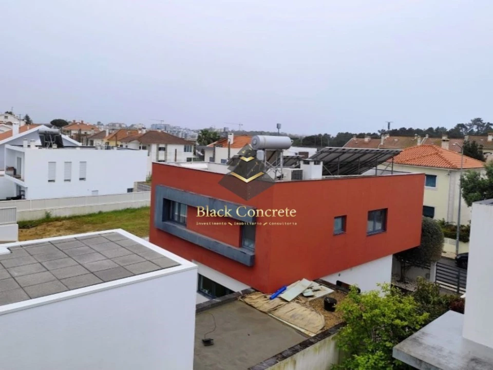 Moradia T5 para Venda em Laranjeiro e Feijó Foto 35