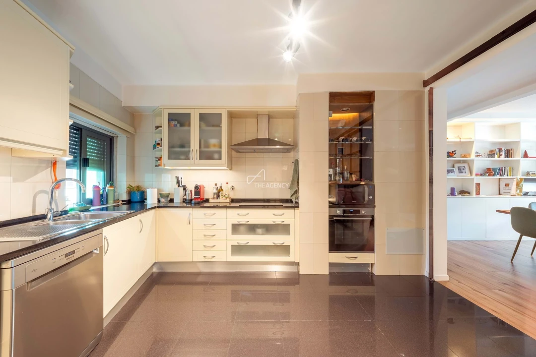 Apartamento T3 para Arrendamento em Oeiras e São Julião da Barra, Paço de Arcos e Caxias Foto 14