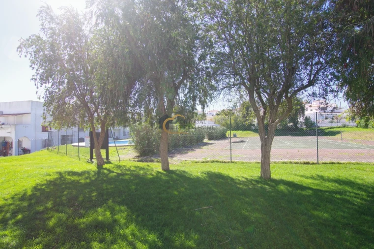 Apartamento T2 para Venda em Albufeira e Olhos de Água Foto 3