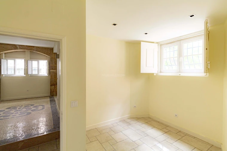 Apartamento T1 para Arrendamento em Avenidas Novas Foto 5