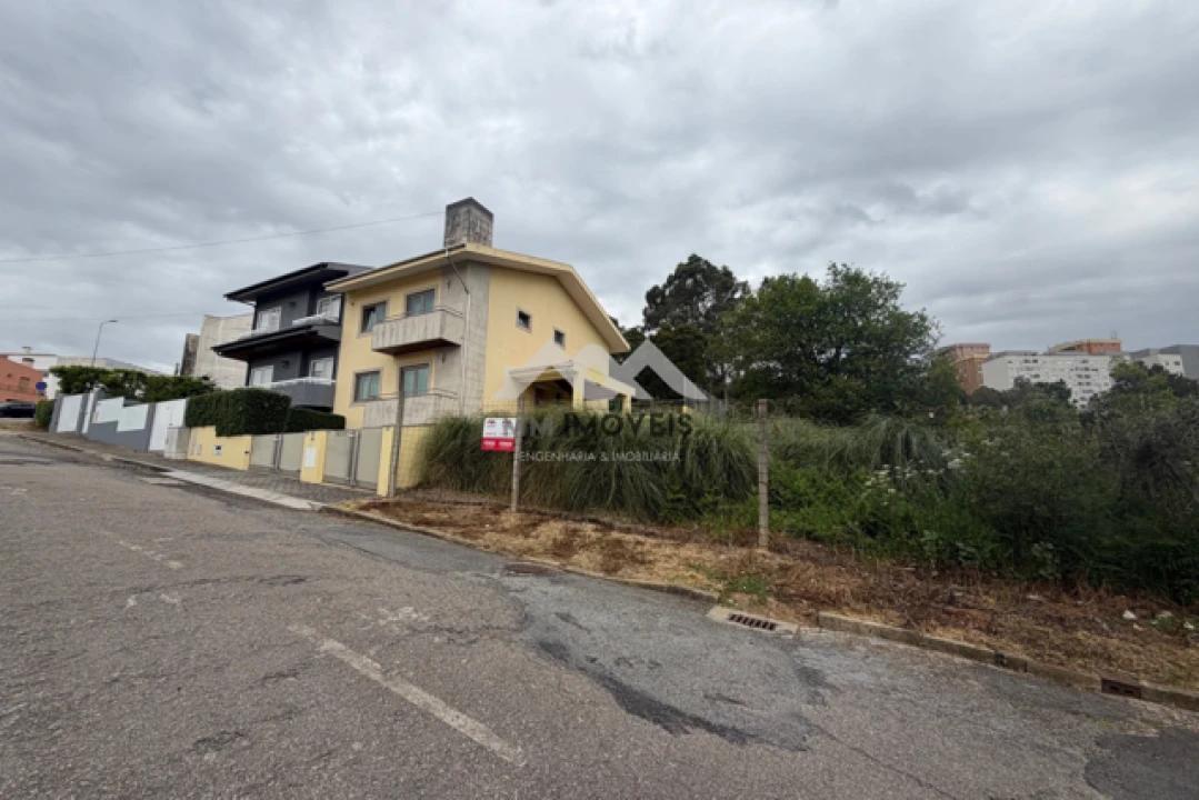 Terreno para Venda em Santa Marinha e São Pedro da Afurada Foto 6