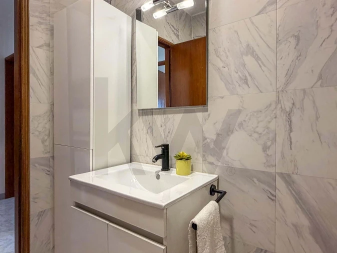Apartamento T2 para Venda em Olhão Foto 22