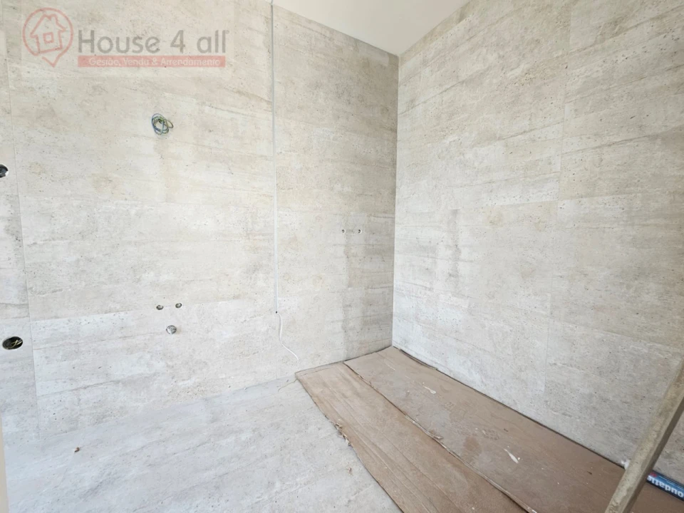 Moradia T4 para Venda em Tornada e Salir do Porto Foto 11