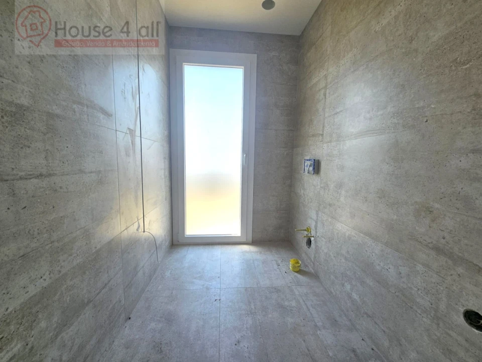 Moradia T4 para Venda em Tornada e Salir do Porto Foto 12