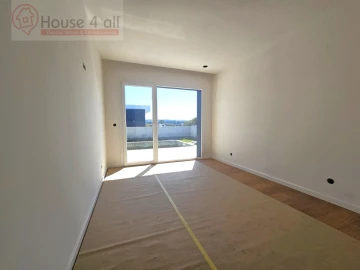 Moradia T4 para Venda em Tornada e Salir do Porto