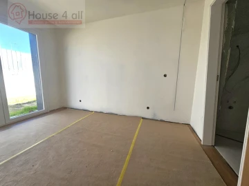 Moradia T4 para Venda em Tornada e Salir do Porto