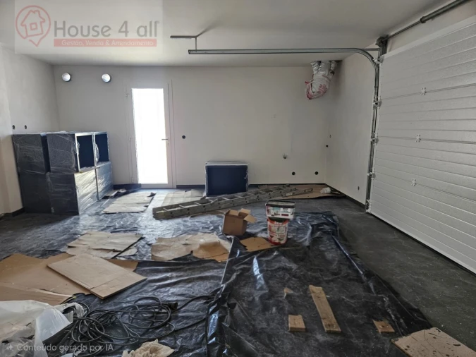 Moradia T4 para Venda em Tornada e Salir do Porto Foto 26