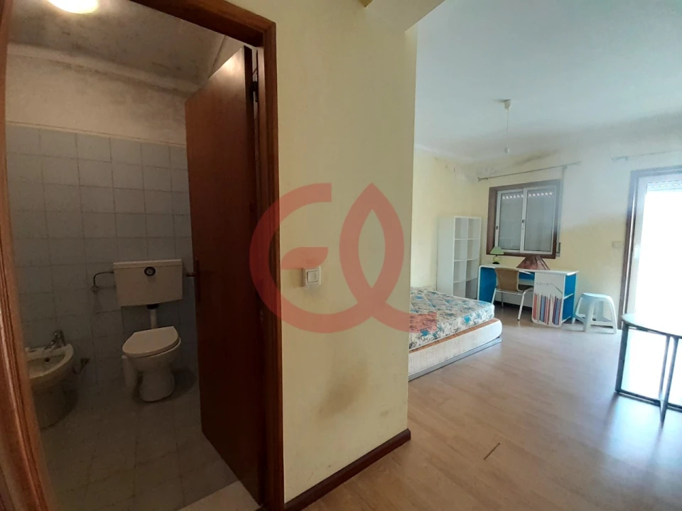 Apartamento T4 para Venda em Santa Maria Maior e Monserrate e Meadela Foto 13