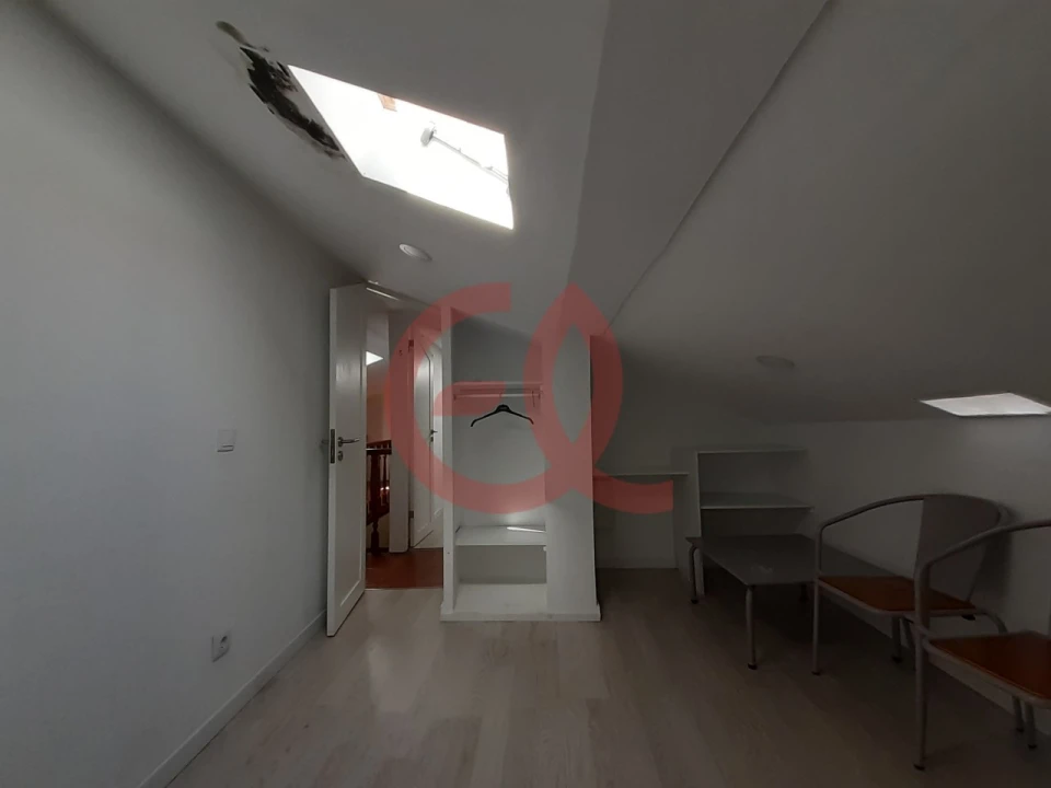 Apartamento T4 para Venda em Santa Maria Maior e Monserrate e Meadela Foto 22