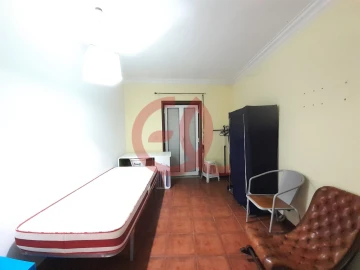 Apartamento T4 para Venda em Santa Maria Maior e Monserrate e Meadela