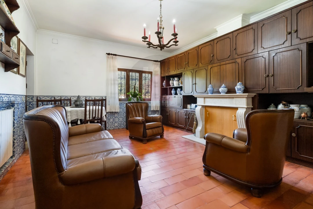 Moradia T5 para Venda em Minde Foto 6