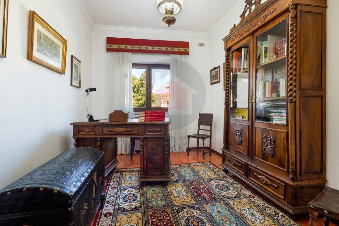 Moradia T5 para Venda em Minde Foto 14