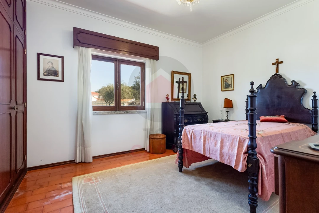 Moradia T5 para Venda em Minde Foto 21