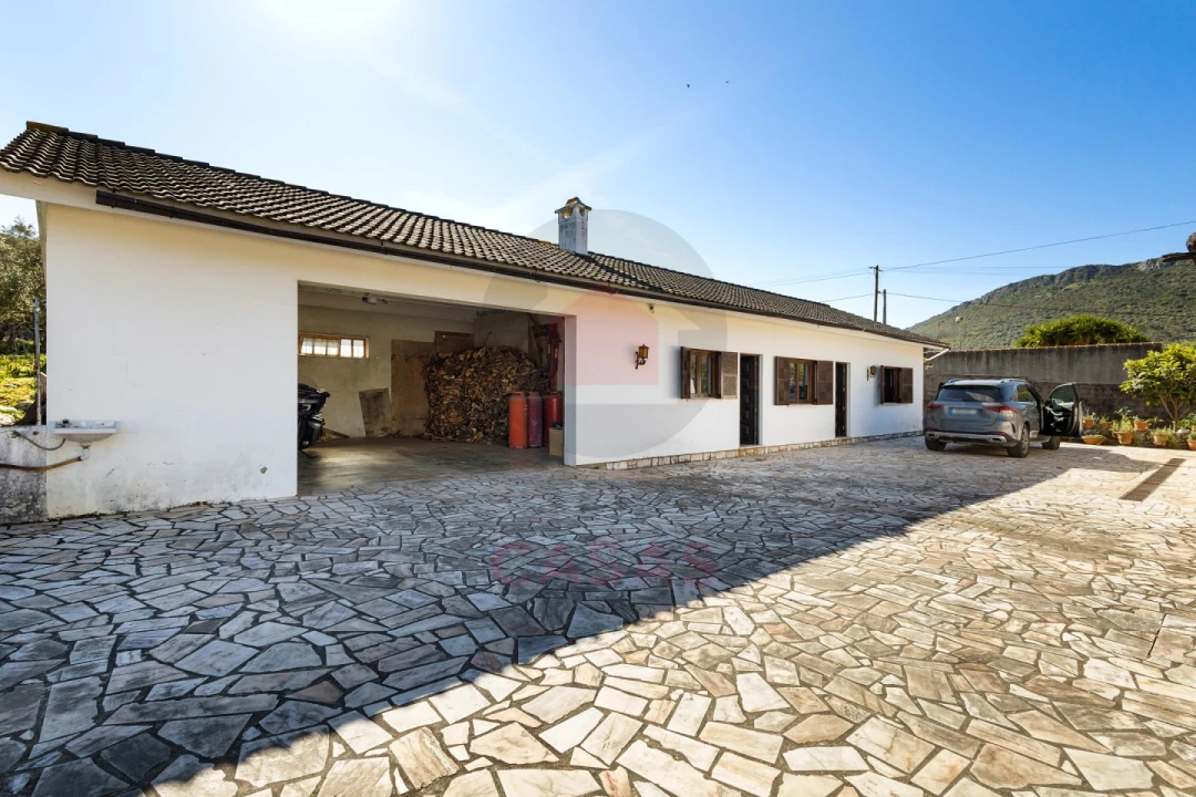 Moradia T5 para Venda em Minde Foto 26