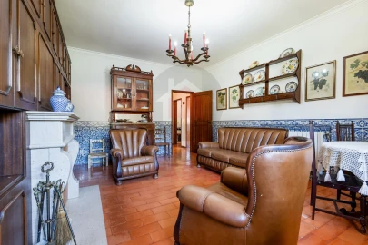 Moradia T5 para Venda em Minde