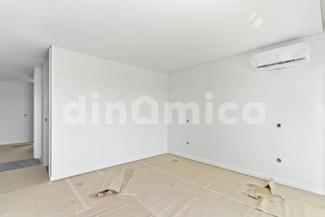 Apartamento T3 para Venda em Vila Nova de Famalicão e Calendário Foto 10