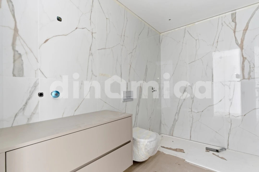 Apartamento T3 para Venda em Vila Nova de Famalicão e Calendário Foto 11