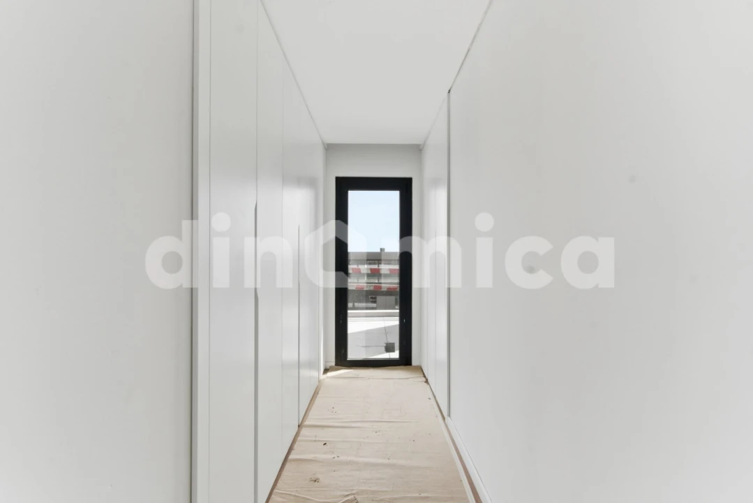 Apartamento T3 para Venda em Vila Nova de Famalicão e Calendário Foto 12