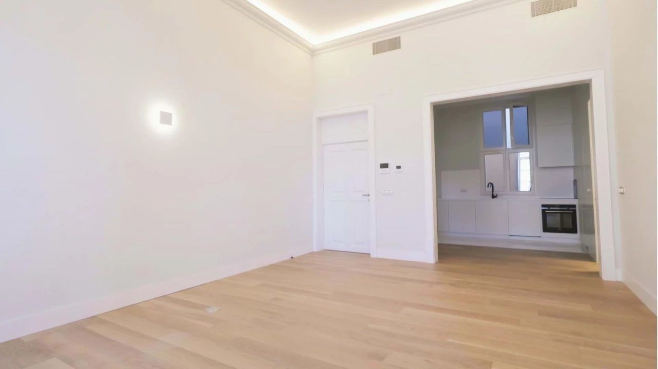 Apartamento T1 para Venda em Santo António Foto 4