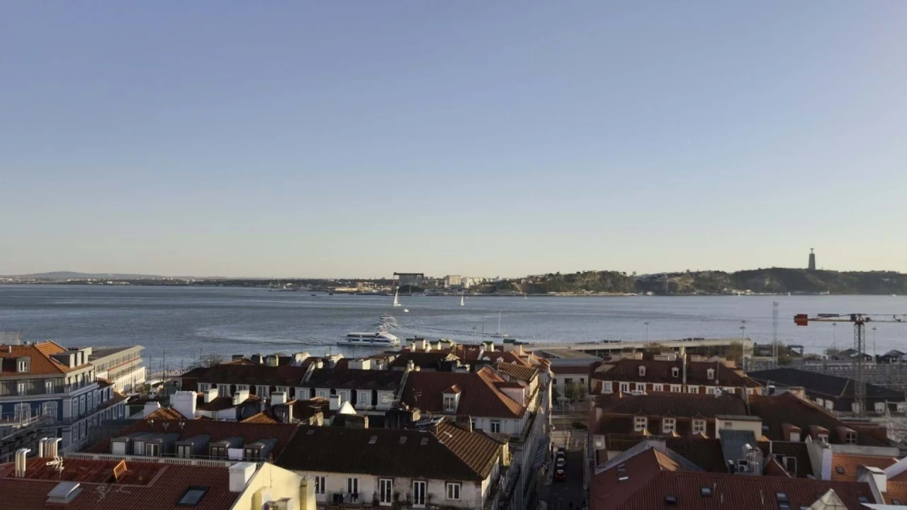 Apartamento T1 para Venda em Santo António Foto 15