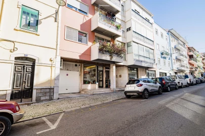 Negócio para Arrendamento em São Vicente