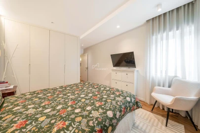 Apartamento T3 para Arrendamento em Oeiras e São Julião da Barra, Paço de Arcos e Caxias