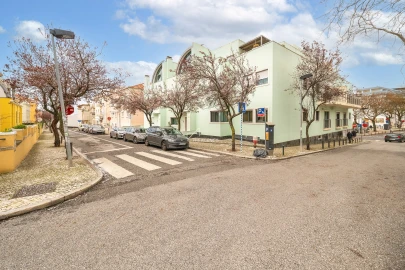 Apartamento T3 para Arrendamento em Oeiras e São Julião da Barra, Paço de Arcos e Caxias