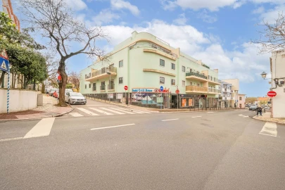 Apartamento T3 para Arrendamento em Oeiras e São Julião da Barra, Paço de Arcos e Caxias