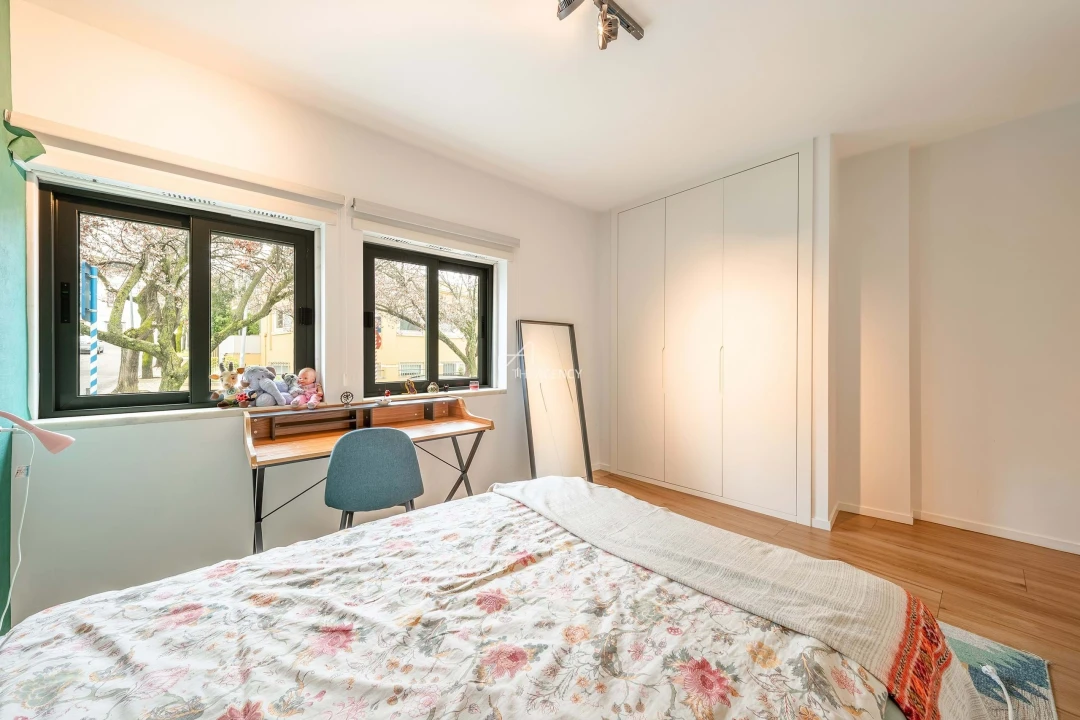 Apartamento T3 para Arrendamento em Oeiras e São Julião da Barra, Paço de Arcos e Caxias Foto 17