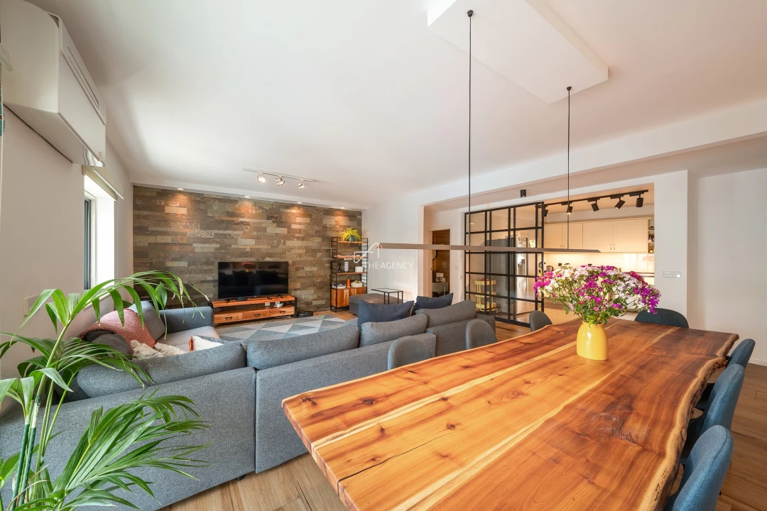 Apartamento T3 para Arrendamento em Oeiras e São Julião da Barra, Paço de Arcos e Caxias Foto 1