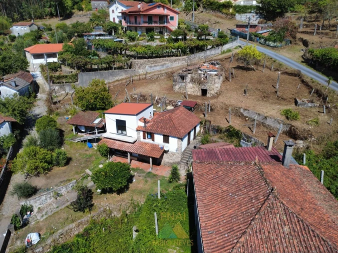 Moradia T2 para Venda em Vilela, São Cosme e São Damião e Sá Foto 2