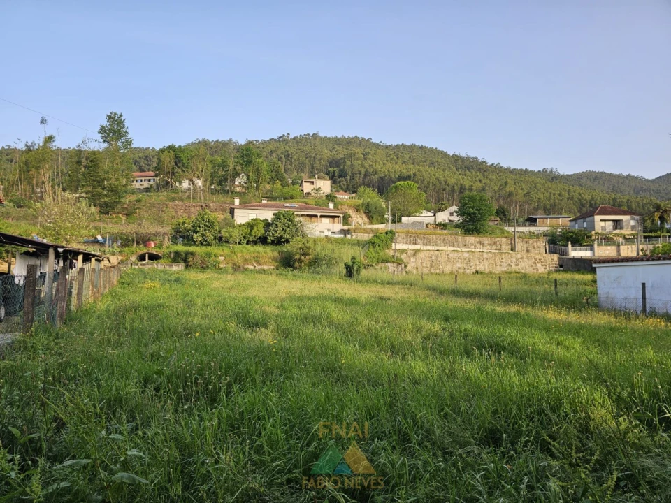 Terreno para Venda em Refoios do Lima Foto 5