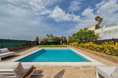 Moradia T4 para Venda em Gambia-Pontes-Alto da Guerra