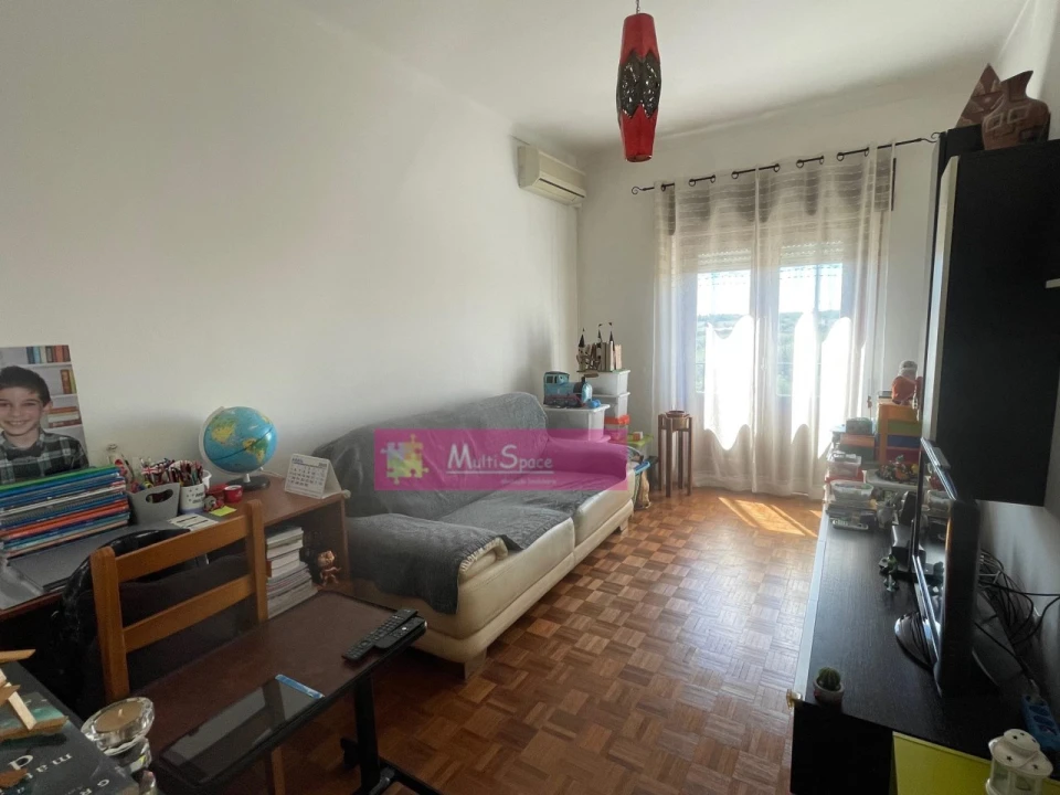 Apartamento T2 para Venda em Vila Nova da Barquinha Foto 1
